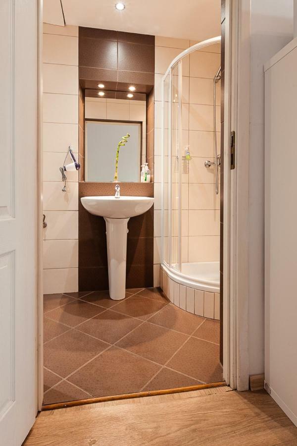 Umbrella Guest Rooms Krakow Dış mekan fotoğraf